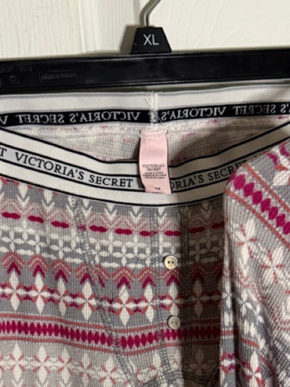 Victoria Secret Grey & Pink Pajama Set Size Small - Picture 3 of 5